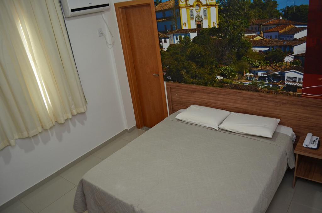 Hotel Grande Minas Vespasiano Bilik gambar
